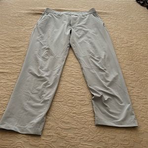 Fabletics The Only Pant (Classic Fit) Light Gray 31W 32” inseam